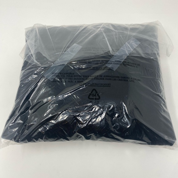 NWT Reason Clothing Reglan Crewneck Sweatshirt in Ted and Black, Size Medium - Picture 7 of 7